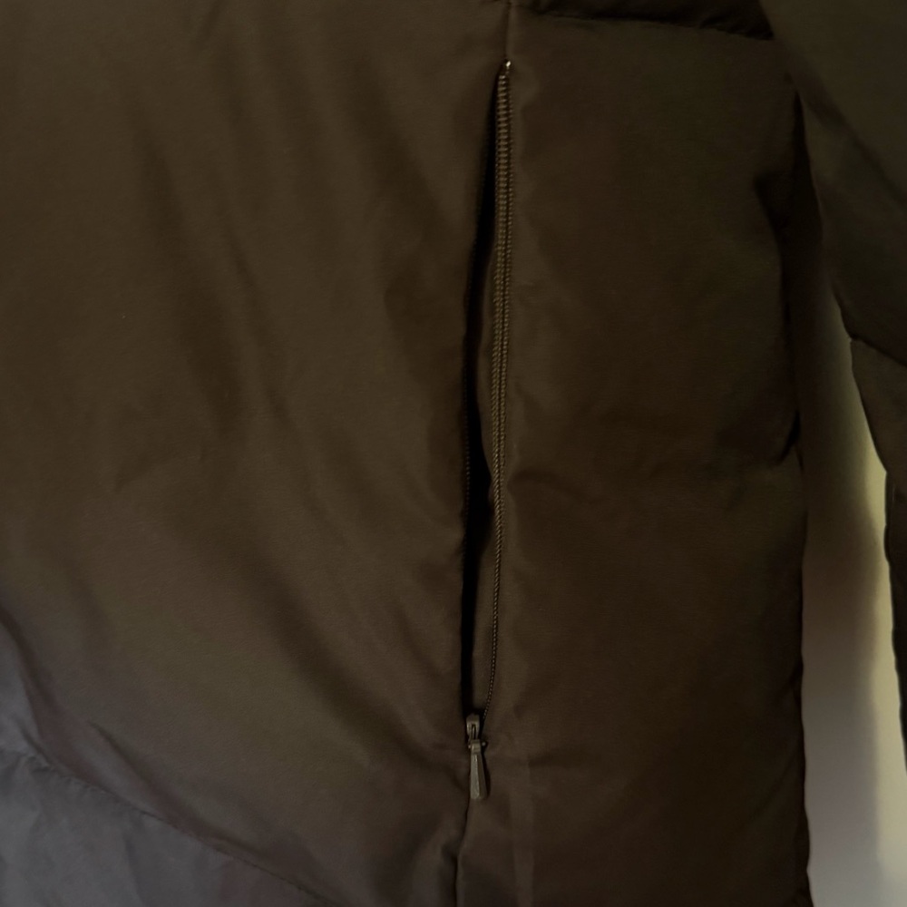Joe Fresh Mid Length Puffer - Picture 4 of 5